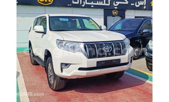 Buy Import Toyota IST White Car in Import - Dubai in Ashanti Buy Import Toyota IST White Car in Import - Dubai in Ashanti