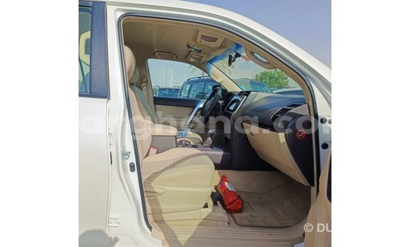 Buy Import Toyota IST White Car in Import - Dubai in Ashanti Buy Import Toyota IST White Car in Import - Dubai in Ashanti