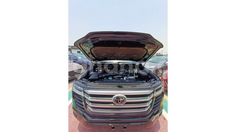 Big with watermark toyota land cruiser ashanti import dubai 55838