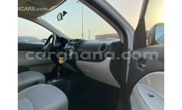 Ra Imported Mitsubishi Attrage funfun Ọkọ̀ in Import - Dubai ni Ashanti Ra Imported Mitsubishi Attrage funfun Ọkọ̀ in Import - Dubai ni Ashanti