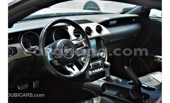 Ra Imported Ford Mustang funfun Ọkọ̀ in Import - Dubai ni Ashanti Ra Imported Ford Mustang funfun Ọkọ̀ in Import - Dubai ni Ashanti