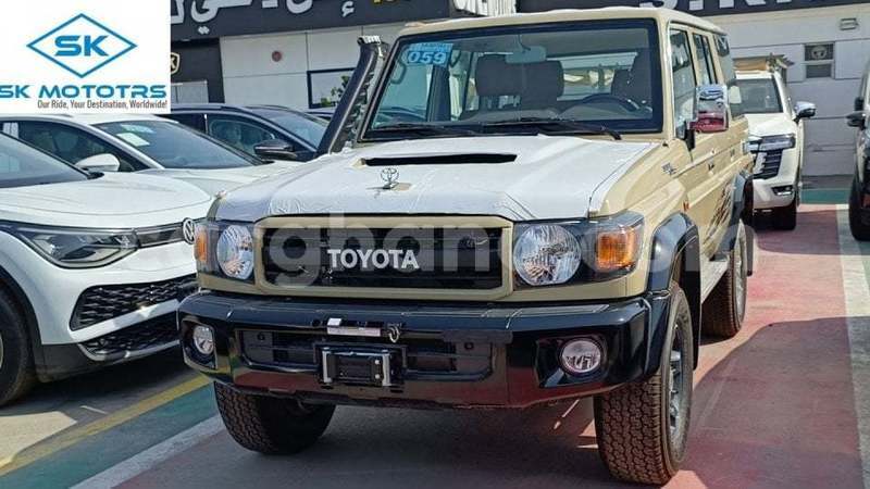 Big with watermark toyota land cruiser ashanti import dubai 55859