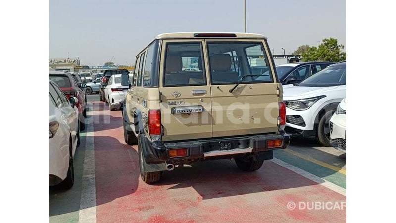 Big with watermark toyota land cruiser ashanti import dubai 55859