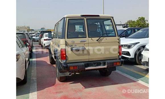 Buy Import Toyota Land Cruiser Beige Car in Import - Dubai in Ashanti Buy Import Toyota Land Cruiser Beige Car in Import - Dubai in Ashanti