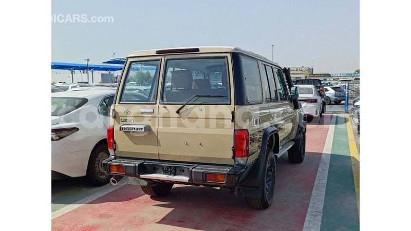 Big with watermark toyota land cruiser ashanti import dubai 55859