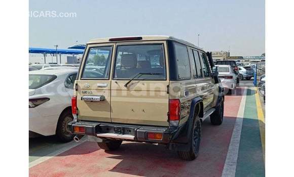 Buy Import Toyota Land Cruiser Beige Car in Import - Dubai in Ashanti Buy Import Toyota Land Cruiser Beige Car in Import - Dubai in Ashanti