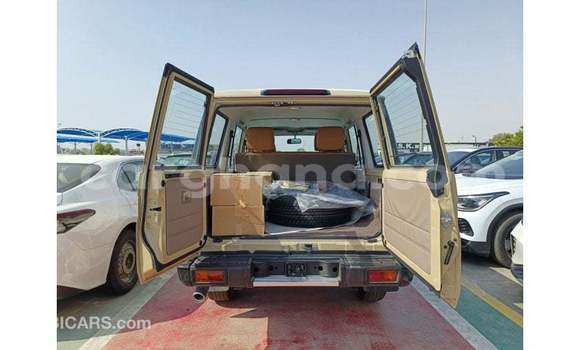 Buy Import Toyota Land Cruiser Beige Car in Import - Dubai in Ashanti Buy Import Toyota Land Cruiser Beige Car in Import - Dubai in Ashanti