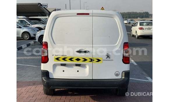 Sayi Imported Peugeot Partner White Mota in Import - Dubai a Ashanti Sayi Imported Peugeot Partner White Mota in Import - Dubai a Ashanti