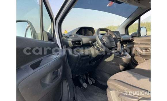 Sayi Imported Peugeot Partner White Mota in Import - Dubai a Ashanti Sayi Imported Peugeot Partner White Mota in Import - Dubai a Ashanti
