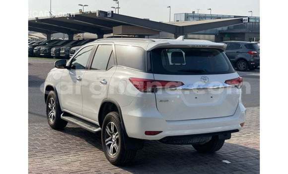 Ra Imported Toyota Fortuner funfun Ọkọ̀ in Import - Dubai ni Ashanti Ra Imported Toyota Fortuner funfun Ọkọ̀ in Import - Dubai ni Ashanti