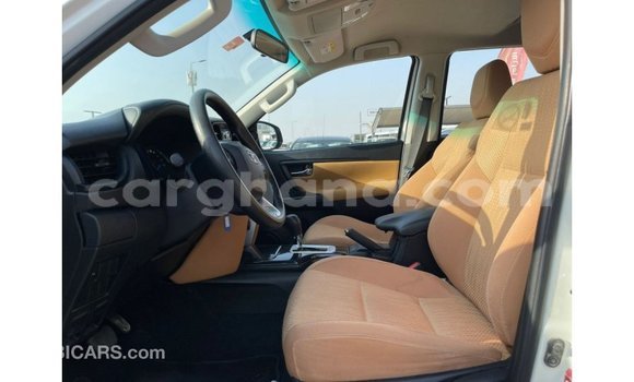 Ra Imported Toyota Fortuner funfun Ọkọ̀ in Import - Dubai ni Ashanti Ra Imported Toyota Fortuner funfun Ọkọ̀ in Import - Dubai ni Ashanti