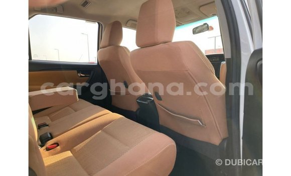 Ra Imported Toyota Fortuner funfun Ọkọ̀ in Import - Dubai ni Ashanti Ra Imported Toyota Fortuner funfun Ọkọ̀ in Import - Dubai ni Ashanti