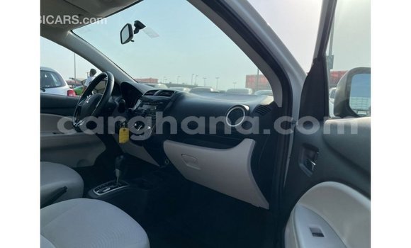 Ra Imported Mitsubishi Attrage funfun Ọkọ̀ in Import - Dubai ni Ashanti Ra Imported Mitsubishi Attrage funfun Ọkọ̀ in Import - Dubai ni Ashanti