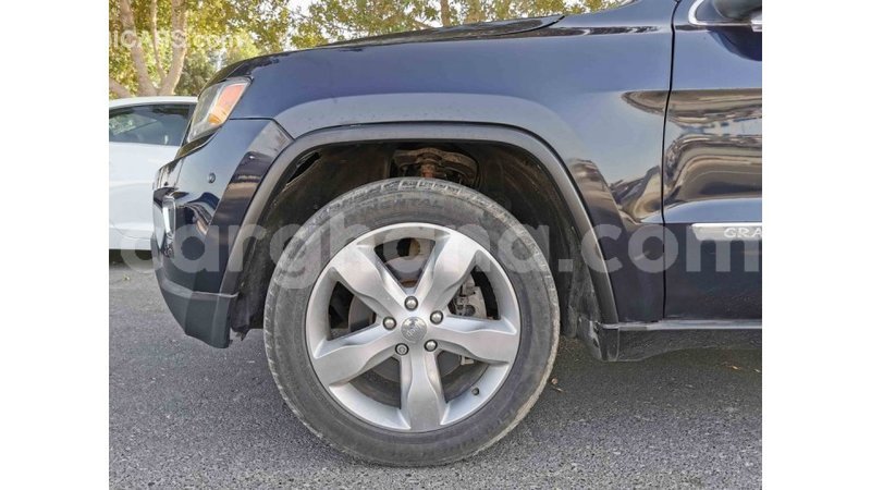 Big with watermark jeep grand cherokee ashanti import dubai 55874