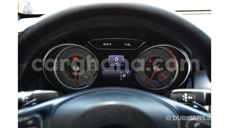 Big with watermark mercedes benz a200 ashanti import dubai 55876