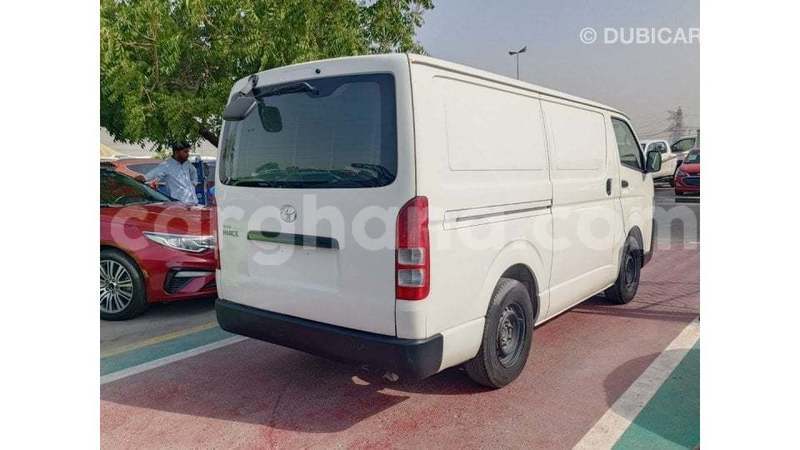 Big with watermark toyota hiace ashanti import dubai 55877