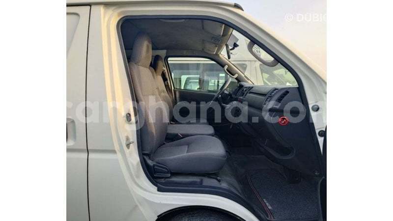 Big with watermark toyota hiace ashanti import dubai 55877