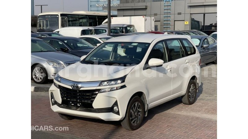 Big with watermark toyota avanza ashanti import dubai 55880