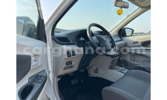 Ra Imported Toyota Avanza funfun Ọkọ̀ in Import - Dubai ni Ashanti Ra Imported Toyota Avanza funfun Ọkọ̀ in Import - Dubai ni Ashanti