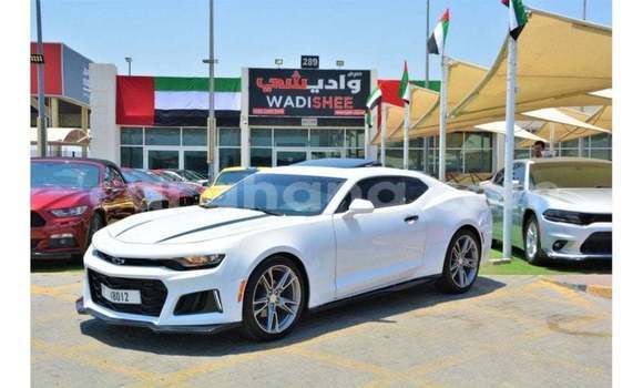 Sayi Imported Chevrolet Camaro White Mota in Import - Dubai a Ashanti Sayi Imported Chevrolet Camaro White Mota in Import - Dubai a Ashanti