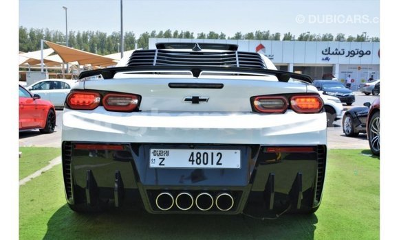 Sayi Imported Chevrolet Camaro White Mota in Import - Dubai a Ashanti Sayi Imported Chevrolet Camaro White Mota in Import - Dubai a Ashanti