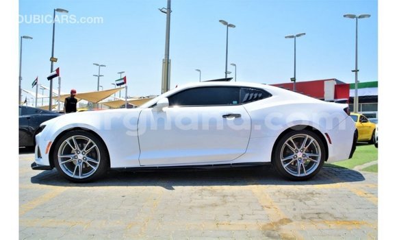 Sayi Imported Chevrolet Camaro White Mota in Import - Dubai a Ashanti Sayi Imported Chevrolet Camaro White Mota in Import - Dubai a Ashanti
