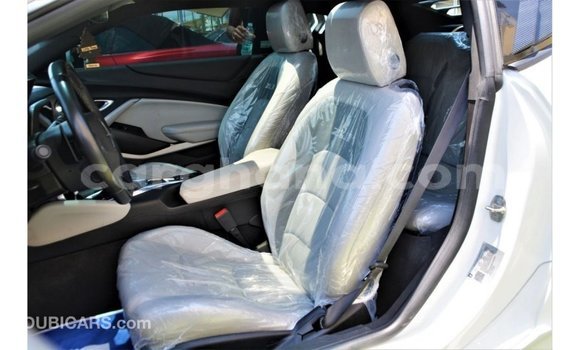 Sayi Imported Chevrolet Camaro White Mota in Import - Dubai a Ashanti Sayi Imported Chevrolet Camaro White Mota in Import - Dubai a Ashanti