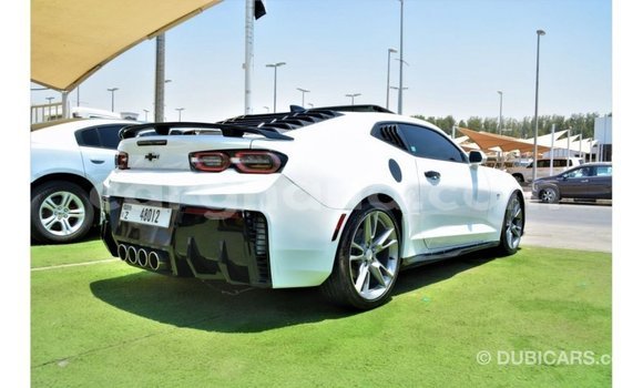 Sayi Imported Chevrolet Camaro White Mota in Import - Dubai a Ashanti Sayi Imported Chevrolet Camaro White Mota in Import - Dubai a Ashanti