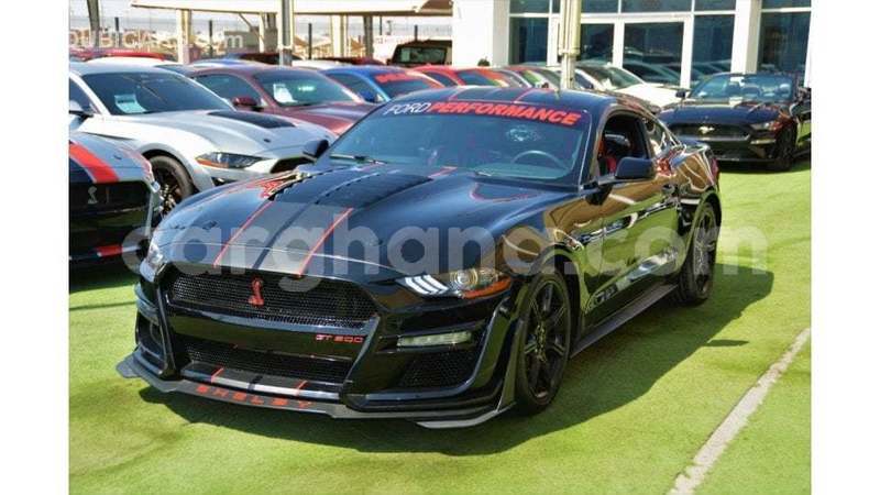 Big with watermark ford mustang ashanti import dubai 55897