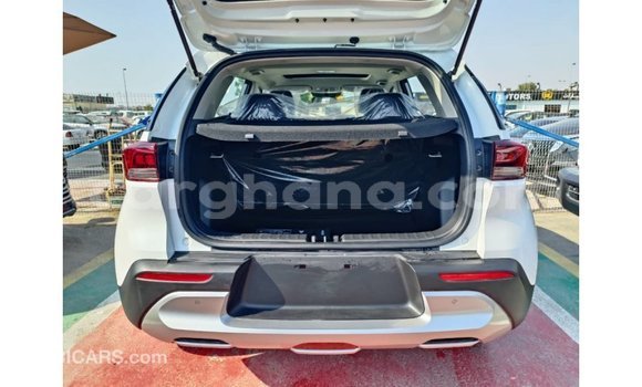 Buy Import Kia Rio White Car in Import - Dubai in Ashanti Buy Import Kia Rio White Car in Import - Dubai in Ashanti