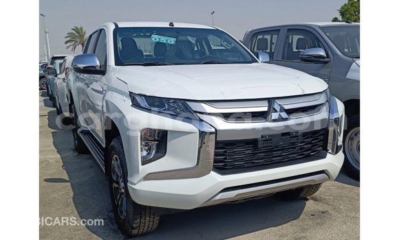 Ra Imported Mitsubishi L200 funfun Ọkọ̀ in Import - Dubai ni Ashanti Ra Imported Mitsubishi L200 funfun Ọkọ̀ in Import - Dubai ni Ashanti