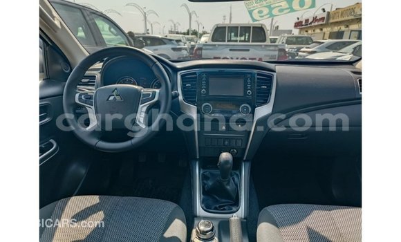 Ra Imported Mitsubishi L200 funfun Ọkọ̀ in Import - Dubai ni Ashanti Ra Imported Mitsubishi L200 funfun Ọkọ̀ in Import - Dubai ni Ashanti