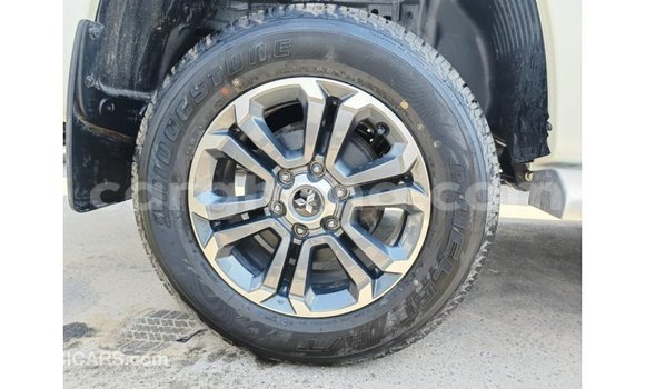 Ra Imported Mitsubishi L200 funfun Ọkọ̀ in Import - Dubai ni Ashanti Ra Imported Mitsubishi L200 funfun Ọkọ̀ in Import - Dubai ni Ashanti