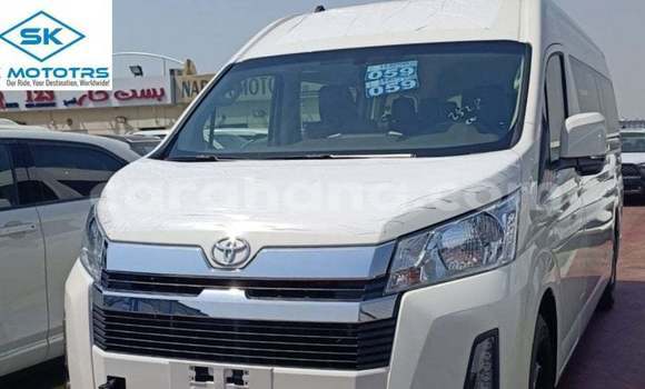 Ra Imported Toyota Hiace funfun Ọkọ̀ in Import - Dubai ni Ashanti