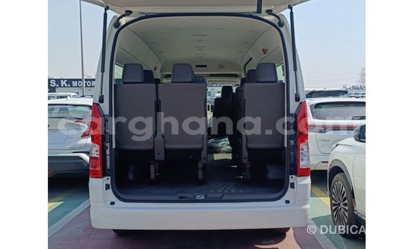 Buy Import Toyota Hiace White Car in Import - Dubai in Ashanti Buy Import Toyota Hiace White Car in Import - Dubai in Ashanti