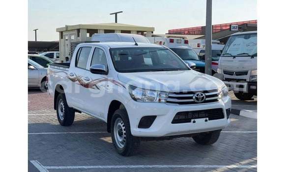 Buy Import Toyota Hilux White Car in Import - Dubai in Ashanti Buy Import Toyota Hilux White Car in Import - Dubai in Ashanti