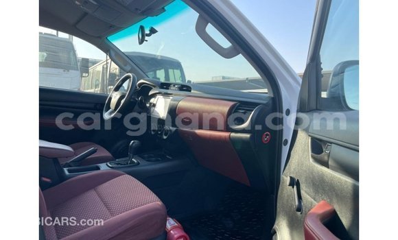 Buy Import Toyota Hilux White Car in Import - Dubai in Ashanti Buy Import Toyota Hilux White Car in Import - Dubai in Ashanti