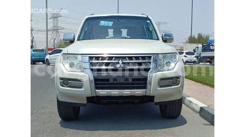 Big with watermark mitsubishi pajero ashanti import dubai 55925