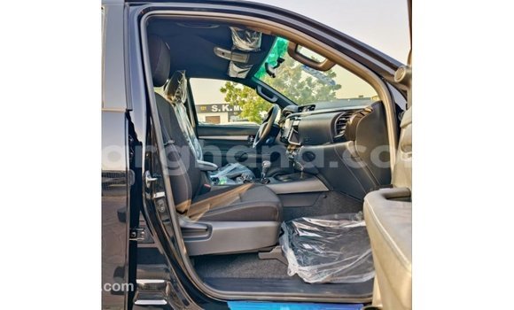 Buy Import Toyota Hilux Black Car in Import - Dubai in Ashanti Buy Import Toyota Hilux Black Car in Import - Dubai in Ashanti