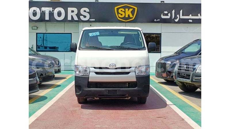 Big with watermark toyota hiace ashanti import dubai 55927