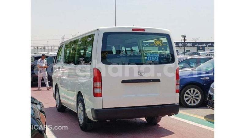 Big with watermark toyota hiace ashanti import dubai 55927