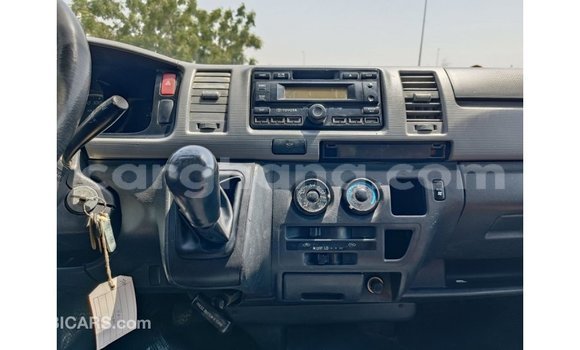 Buy Import Toyota Hiace White Car in Import - Dubai in Ashanti Buy Import Toyota Hiace White Car in Import - Dubai in Ashanti