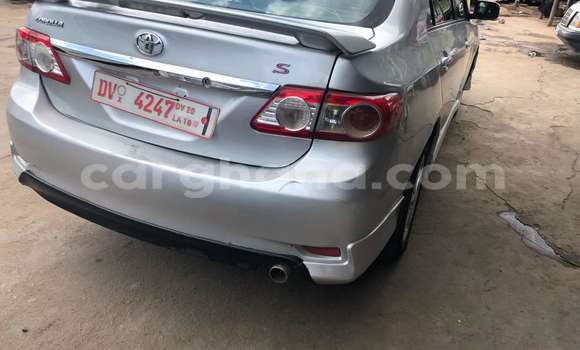 Sayi Na hannu Toyota Corolla Azurfa Mota in Accra a Greater Accra Sayi Na hannu Toyota Corolla Azurfa Mota in Accra a Greater Accra