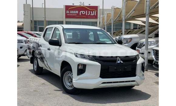 Ra Imported Mitsubishi L200 funfun Ọkọ̀ in Import - Dubai ni Ashanti Ra Imported Mitsubishi L200 funfun Ọkọ̀ in Import - Dubai ni Ashanti