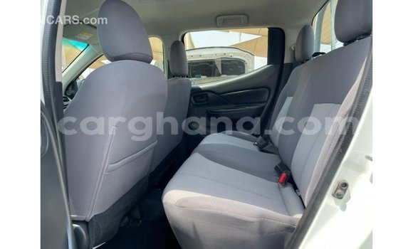 Ra Imported Mitsubishi L200 funfun Ọkọ̀ in Import - Dubai ni Ashanti Ra Imported Mitsubishi L200 funfun Ọkọ̀ in Import - Dubai ni Ashanti