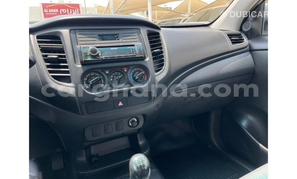 Ra Imported Mitsubishi L200 funfun Ọkọ̀ in Import - Dubai ni Ashanti Ra Imported Mitsubishi L200 funfun Ọkọ̀ in Import - Dubai ni Ashanti