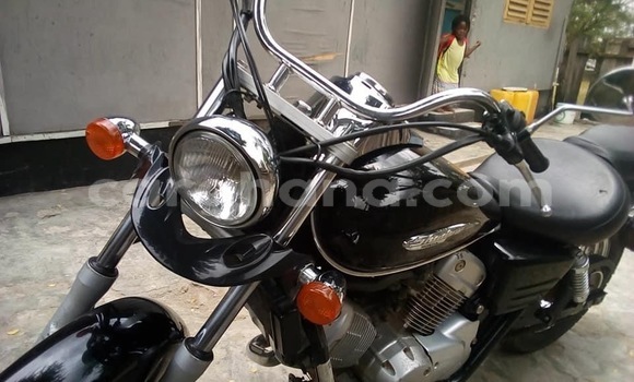 Ra Imported Honda Shadow Silver Mọto in Sekondi–Takoradi Metropolitan ni Oorun Ra Imported Honda Shadow Silver Mọto in Sekondi–Takoradi Metropolitan ni Oorun