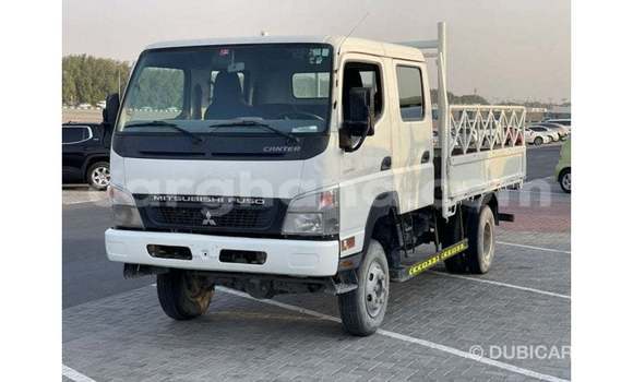 Ra Imported Mitsubishi i funfun Ọkọ̀ in Import - Dubai ni Ashanti Ra Imported Mitsubishi i funfun Ọkọ̀ in Import - Dubai ni Ashanti