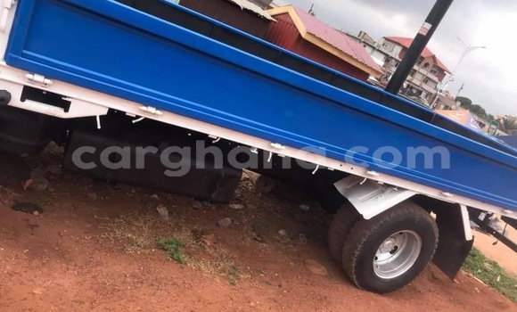 Sayi Na hannu Hyundai Marcia White Mota in Sekondi–Takoradi Metropolitan a Yamma