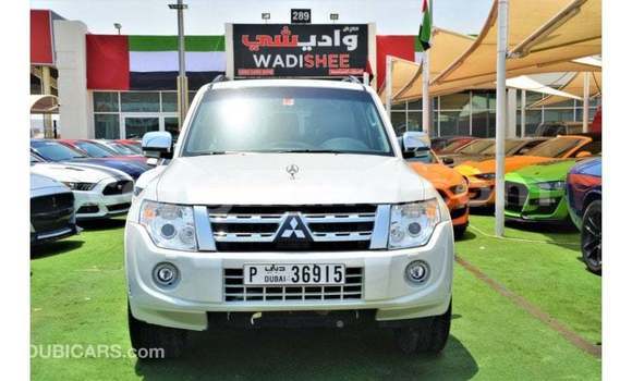 Buy Import Mitsubishi Pajero White Car in Import - Dubai in Ashanti Buy Import Mitsubishi Pajero White Car in Import - Dubai in Ashanti